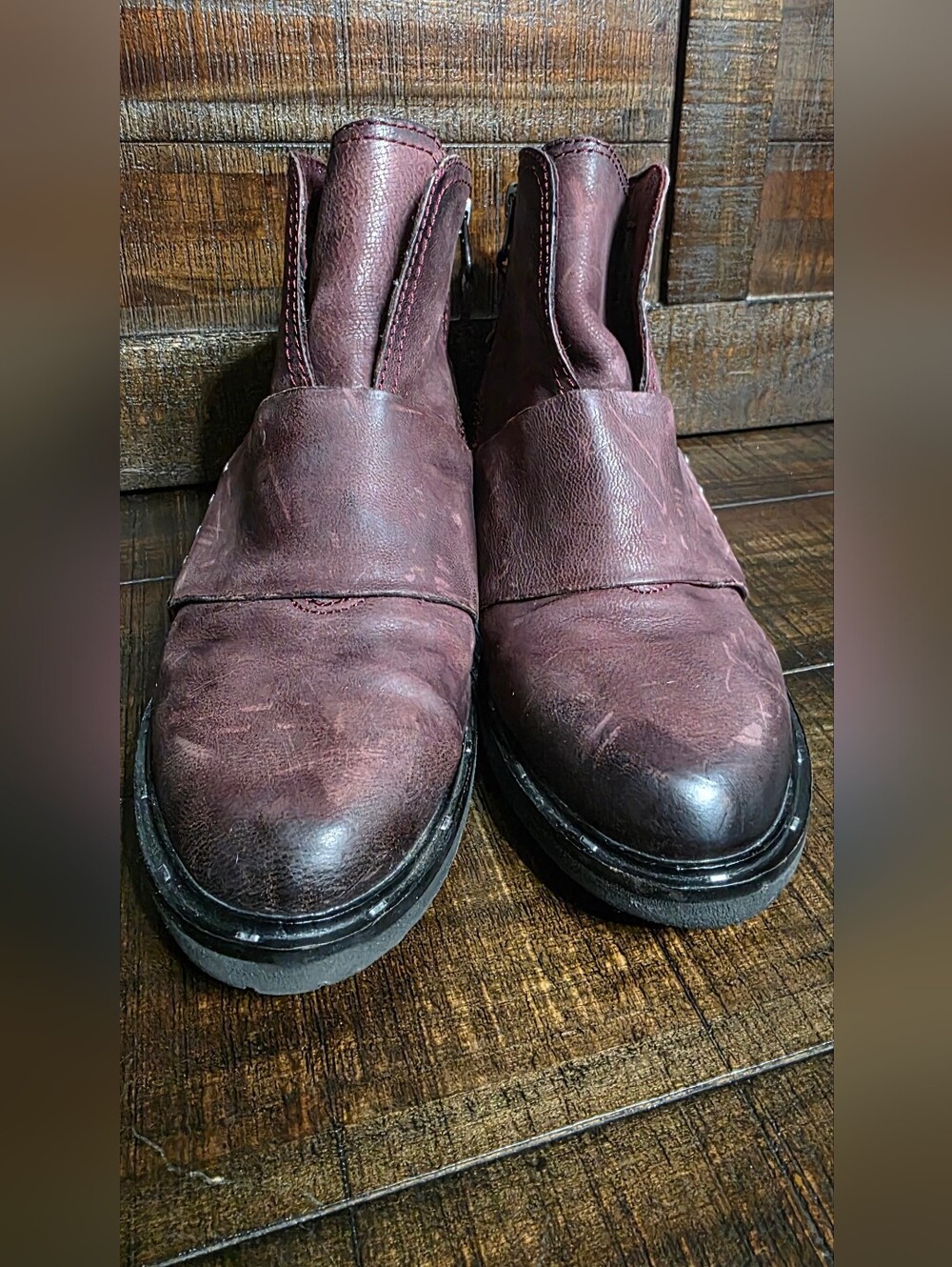 OTBT Frontage Studded Leather Moto Biker Booties‎ Burgundy Womens 8